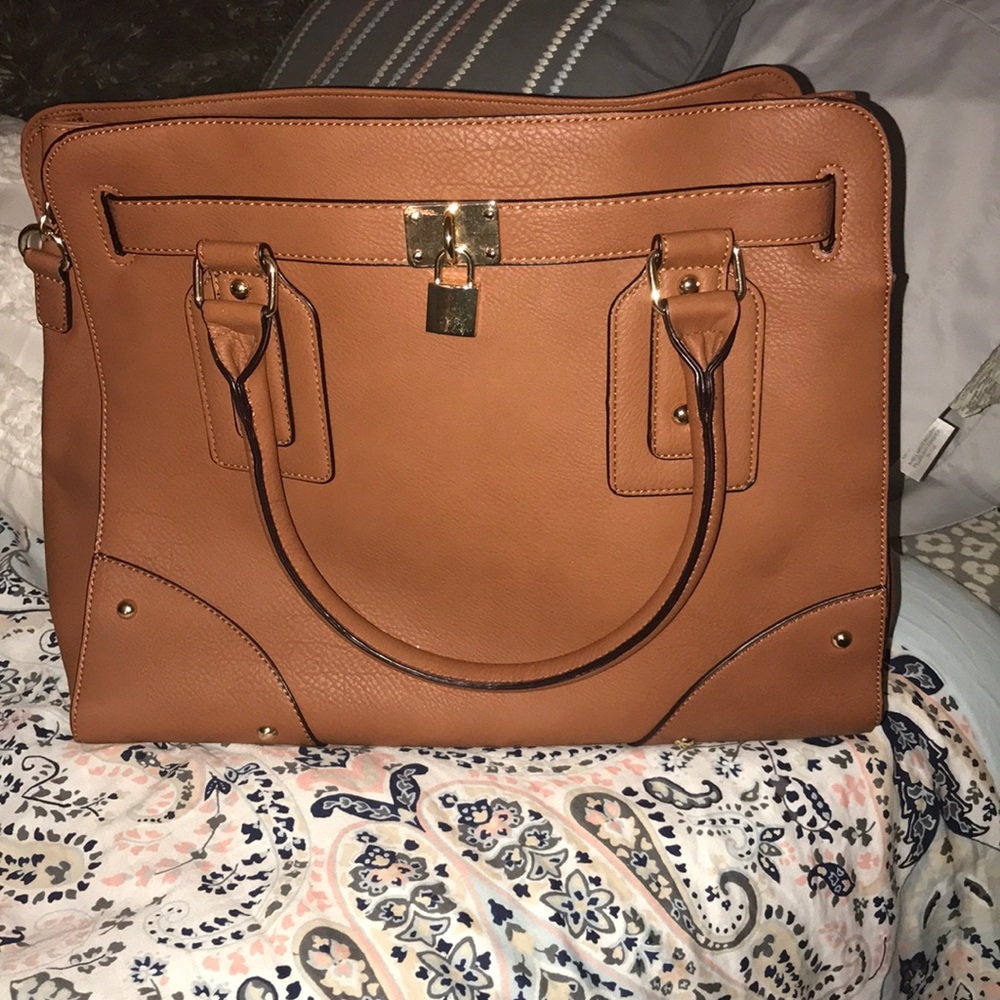 Just fab structured tote